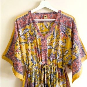 💗Vintage Kaftan💗 with a tasseled string .